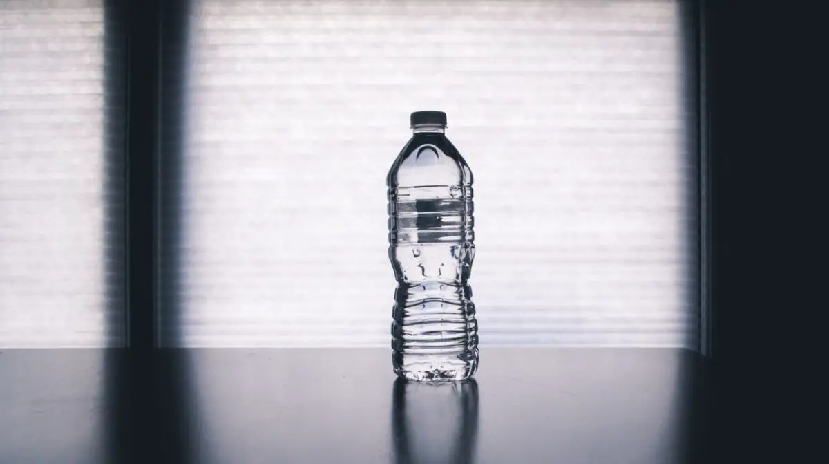 Can I Drink Hot Water In Plastic Bottle?