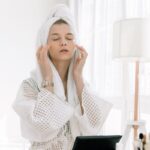 Is Vaseline Good For Under Eyes? [3 Tips]