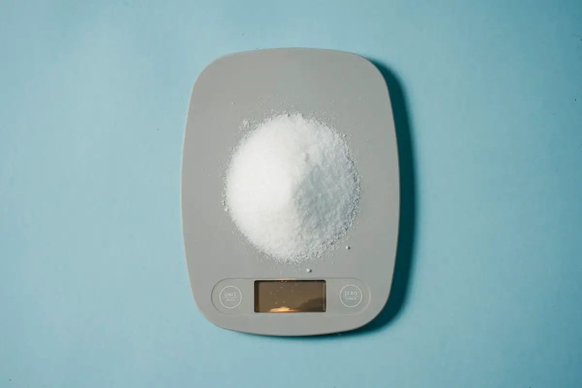 Can A Digital Scale Be Off By 10 Pounds? [3 Factors]