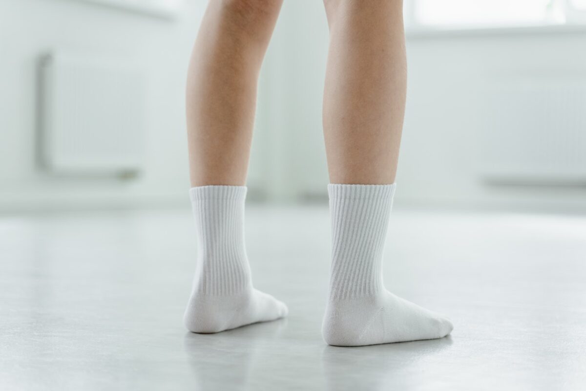 What Causes Crunchy Feet?